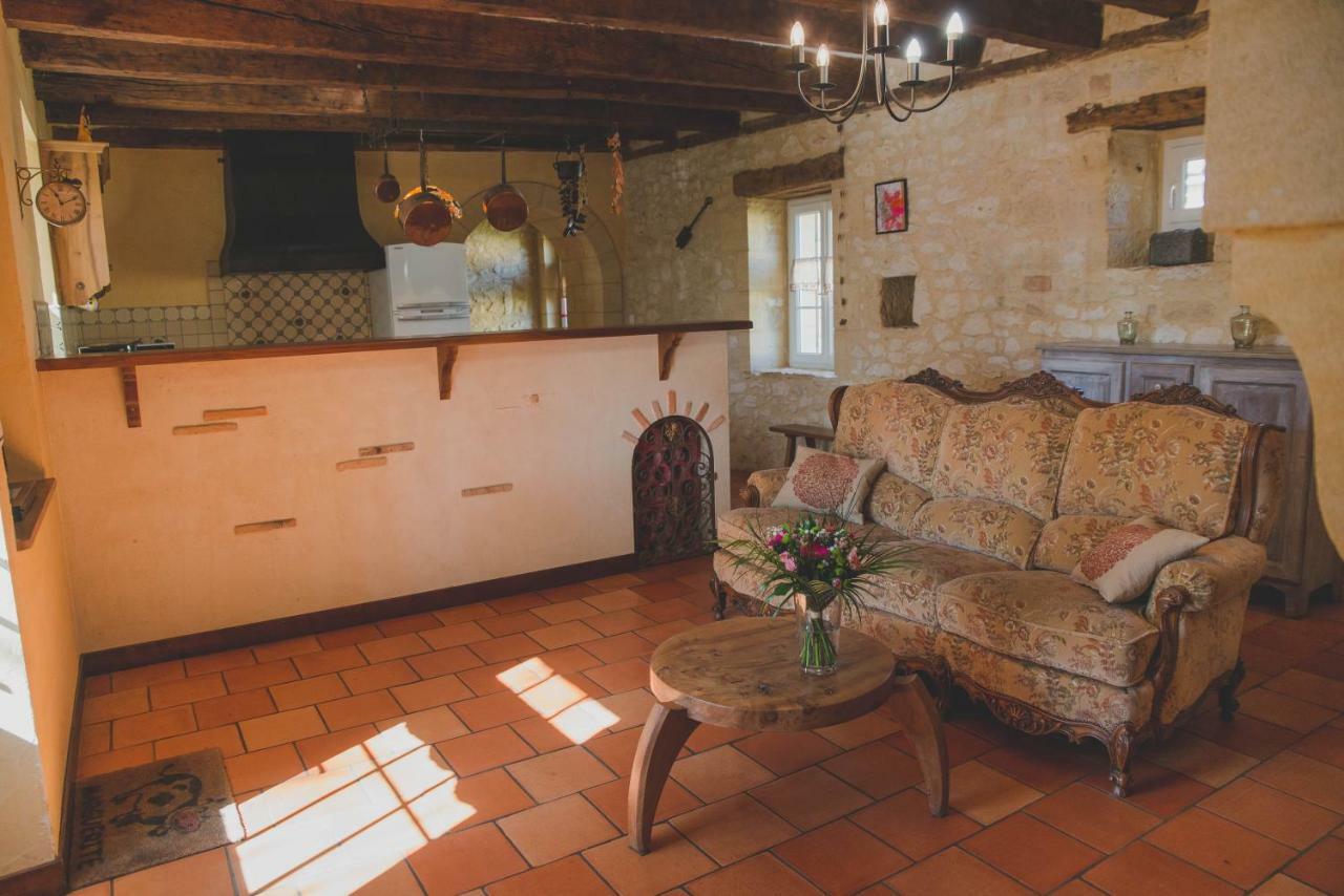 La Ferme De Bousserand Pontours 외부 사진