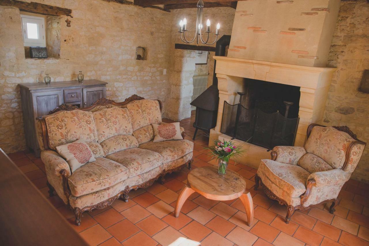 La Ferme De Bousserand Pontours 외부 사진